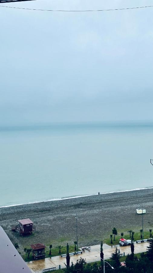Magnolia Apartment Terrace 3 Batumi Bagian luar foto