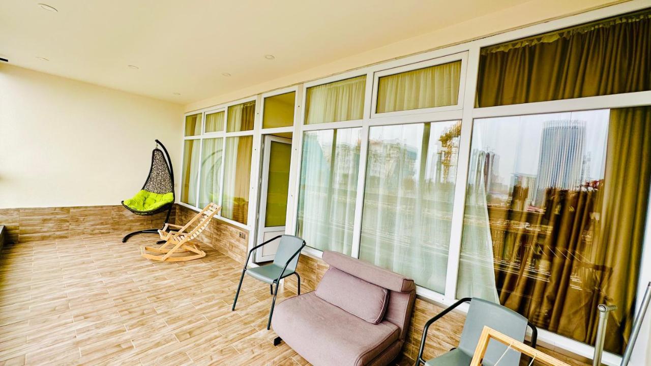 Magnolia Apartment Terrace 3 Batumi Bagian luar foto