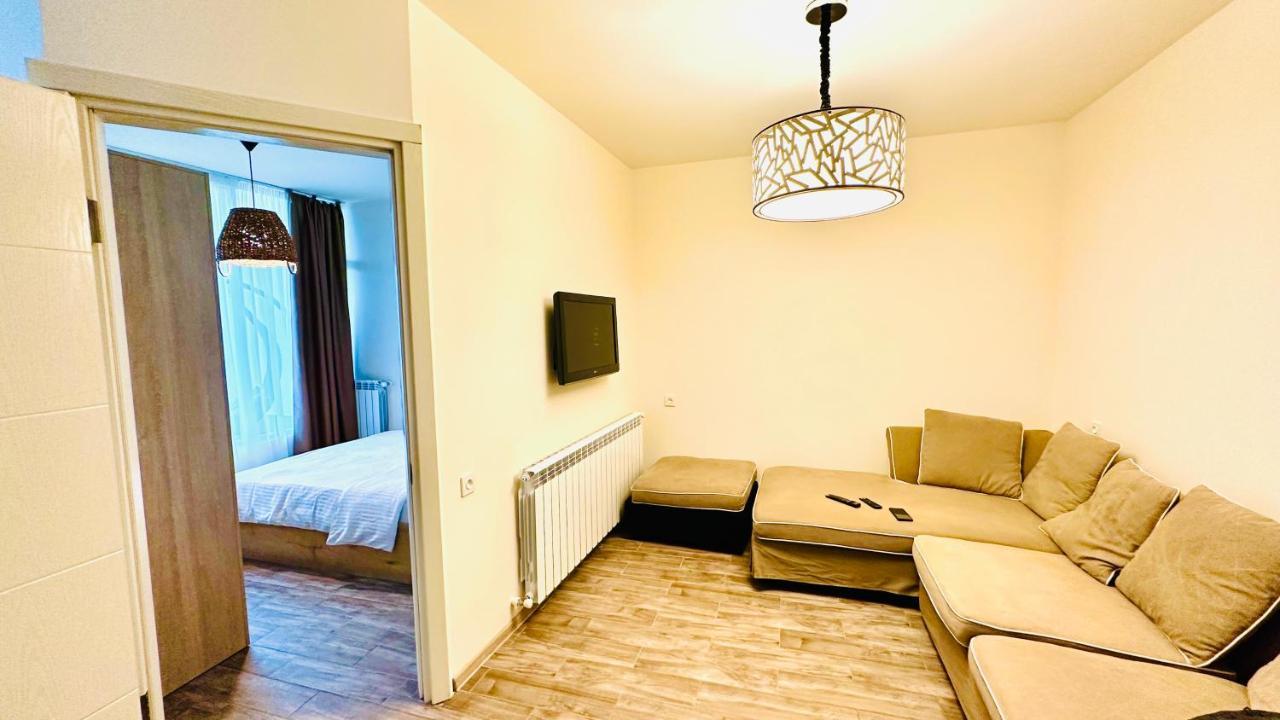 Magnolia Apartment Terrace 3 Batumi Bagian luar foto