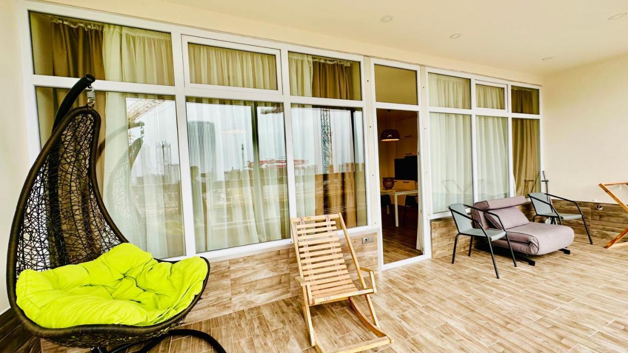 Magnolia Apartment Terrace 3 Batumi Bagian luar foto